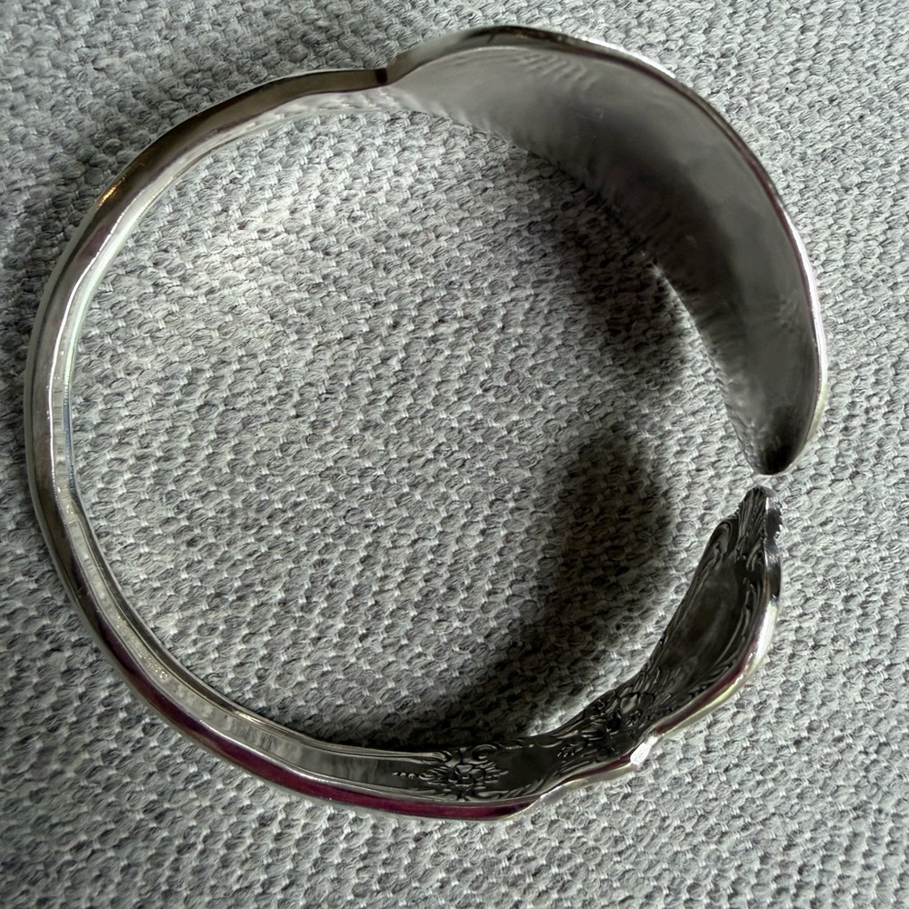 Silverware Spoon Bracelet - Picture 2 of 9